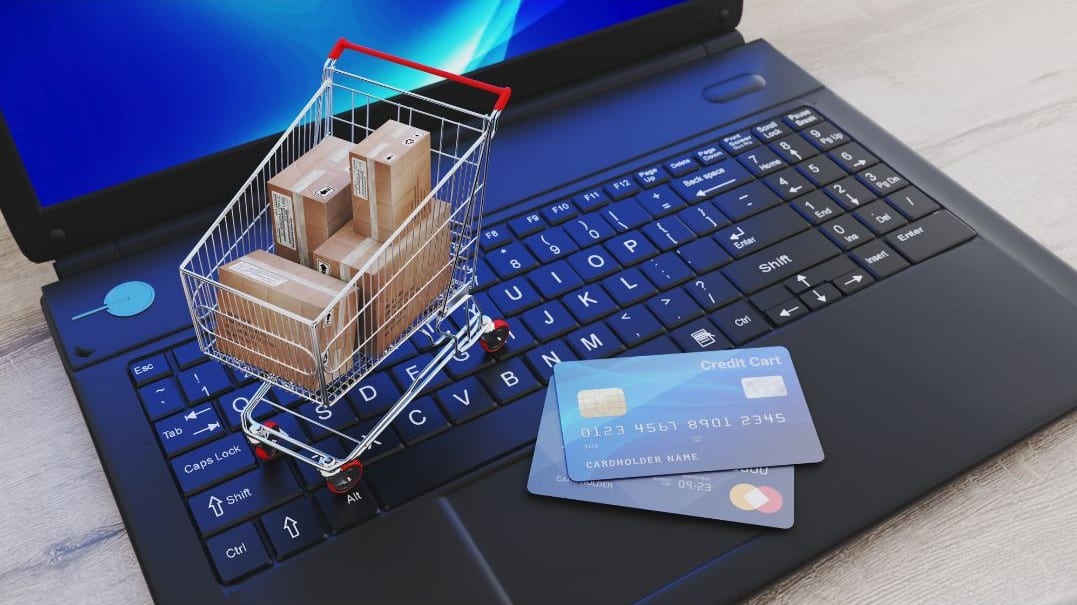 Pulsante di recesso per gli e-commerce: obbligatorio dal 19 giugno 2026